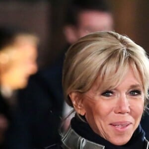 Le couple présidentiel, le président de la République française Emmanuel Macron et sa femme la Première Dame Brigitte Macron (Trogneux) ont accueilli le président de la République fédérale d'Allemagne et sa femme avec une cérémonie militaire, avant de pénétrer dans la cathédrale Notre-Dame de Strasbourg pour un concert d'oeuvres de Debussy et Beethoven à Strasbourg, France, le 4 Novembre 2018, pour lancer une semaine de commémorations du centenaire de l'armistice de la Première Guerre mondiale. La Première Dame française est vêtue d'une veste zippée à col métallisé signée Louis Vuitton, la même que le soir de l'élection de son mari. © Stéphane Lemouton/Bestimage