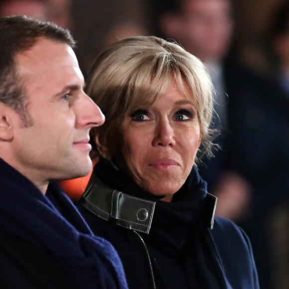 Le couple présidentiel, le président de la République française Emmanuel Macron et sa femme la Première Dame Brigitte Macron (Trogneux) ont accueilli le président de la République fédérale d'Allemagne et sa femme avec une cérémonie militaire, avant de pénétrer dans la cathédrale Notre-Dame de Strasbourg pour un concert d'oeuvres de Debussy et Beethoven à Strasbourg, France, le 4 Novembre 2018, pour lancer une semaine de commémorations du centenaire de l'armistice de la Première Guerre mondiale. La Première Dame française est vêtue d'une veste zippée à col métallisé signée Louis Vuitton, la même que le soir de l'élection de son mari. © Stéphane Lemouton/Bestimage