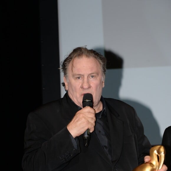 Exclusif - - Gérard Depardieu reçoit un Ibis d'or pour l'ensemble de sa carrière sur la scène du palais de congrès Atlantia lors du 5ème festival du cinéma et musique de film de la Baule le 3 novembre 2018. © Rachid Bellak/Bestimage