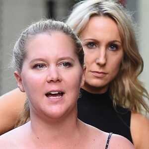 Exclusif - Amy Schumer arrive à l'émission "Comedy Cellar" à New York, le 29 juin 2018