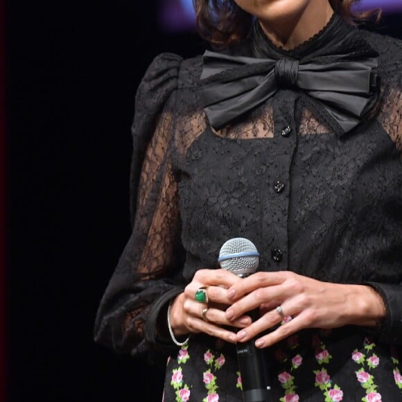 Nolwenn Leroy lors de la remise du prix Lumière 2018 au 10ème festival Lumières au palais des congrès de Lyon le 19 octobre 2018. © Giancarlo Gorassini / Bestimage