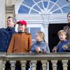 Le prince Frederik et la princesse Mary de Danemark ont assisté avec trois de leurs enfants, Isabella, Vincent et Joséphine, à la chasse Hubertus, une course équestre, le 4 novembre 2018 au pavillon de chasse Hermitage à Kongens.