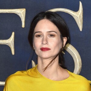 Katherine Waterston (enceinte) - Avant-Première du film "Les Animaux fantastiques : Les Crimes de Grindelwald" au cinéma Cineworld Leicester Square à Londres, Royaume Uni, le 13 novembre 2018.