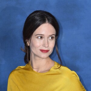Katherine Waterston (enceinte) - Avant-Première du film "Les Animaux fantastiques : Les Crimes de Grindelwald" au cinéma Cineworld Leicester Square à Londres, Royaume Uni, le 13 novembre 2018.