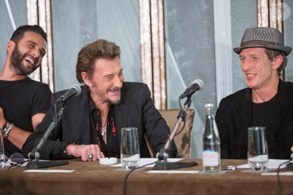 Exclusif - Yodelice (Maxim Nucci), Johnny Hallyday et le chanteur Miossec - Présentation de l'album "De l'amour" lors d'une conférence de presse organisée à l'hôtel The Peninsula Paris, à Paris, le 6 novembre 2015. © Cyril Moreau / Bestimage