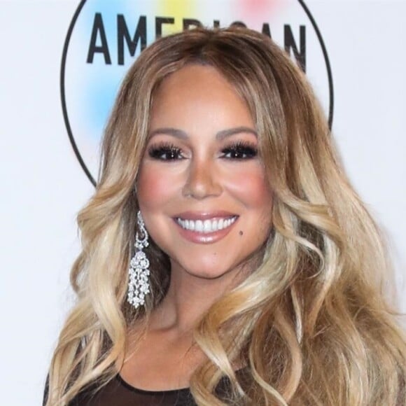 Mariah Carey au photocall de la pressroom des American Music Awards au théâtre Microsoft à Los Angeles le 9 octobre 2018.