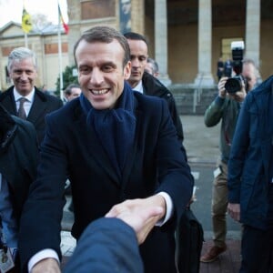 Le président de la République française Emmanuel Macron et le roi Philippe de Belgique à la sortie du MSK de Gand (Musée des Beaux-Arts), Belgique, le 19 novembre 2018, lors de la visite d'Etat du couple présidentiel en Belgique.