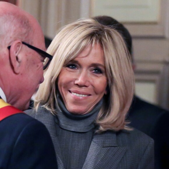 Le président de la République française, sa femme la Première Dame Brigitte Macron, le roi Philippe de Belgique, la reine de Belgique et le bourgmestre de Gand Daniël Termont à la mairie de Gand, Belgique, le 19 novembre 2018, lors de la visite d'Etat du couple présidentiel en Belgique. © Stephane Lemouton/Bestimage