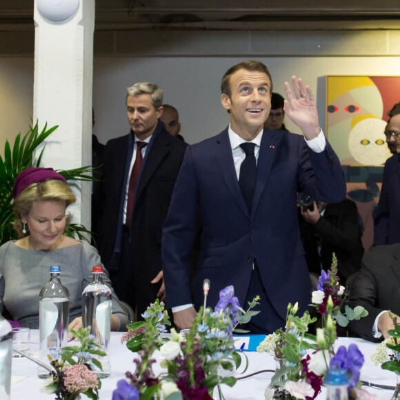 La reine Mathilde de Belgique, le président Emmanuel Macron, le roi Philippe de Belgique, la première dame Brigitte Macron - Le président Emmanuel Macron et sa femme Brigitte visitent le centre de création artistique LaVallée à Molenbeek, Belgique le 20 novembre 2018. © Stéphane Lemouton / Bestimage