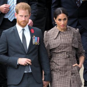 Le prince Harry, duc de Sussex, et Meghan Markle, duchesse de Sussex, enceinte visitent le parc commémoratif de la guerre de Pukeahu à Wellington, en Nouvelle-Zélande le 28 octobre 2018.