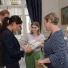 Eva McGauley lors de sa rencontre avec Meghan Markle et le prince Harry à Wellington, le 30 octobre 2018.