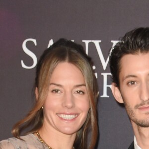 Natasha Andrews et son compagnon Pierre Niney - Avant-première du film "Sauver ou Périr" au cinéma UGC Normandie à Paris le 21 novembre 2018. © Coadic Guirec/Bestimage