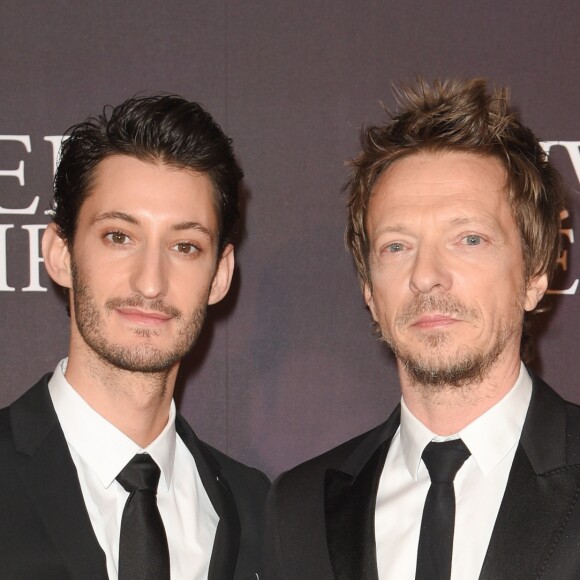 Pierre Niney et Frédéric Tellier - Avant-première du film "Sauver ou Périr" au cinéma UGC Normandie à Paris le 21 novembre 2018. © Coadic Guirec/Bestimage