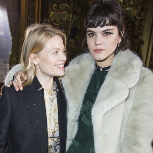 Mélanie Thierry et Soko (Stéphanie Sokolinski) - People au défilé de mode prêt-à-porter Automne-Hiver 2016/2017 "Stella McCartney" à Paris le 7 mars 2016. © Olivier Borde/Bestimage