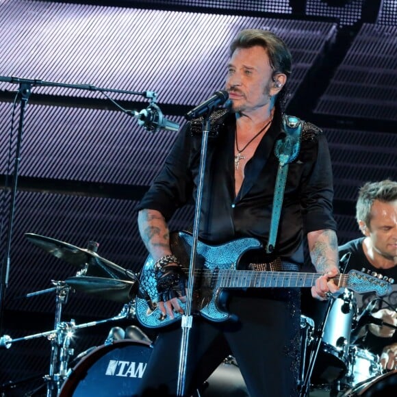 Exclusif - David Hallyday et Johnny Hallyday en concert au POPB de Bercy à Paris, le 15 juin 2013