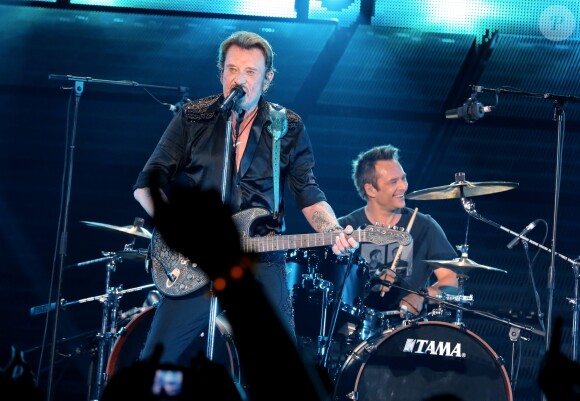 Exclusif - David Hallyday et Johnny Hallyday en concert au POPB de Bercy à Paris, le 15 juin 2013