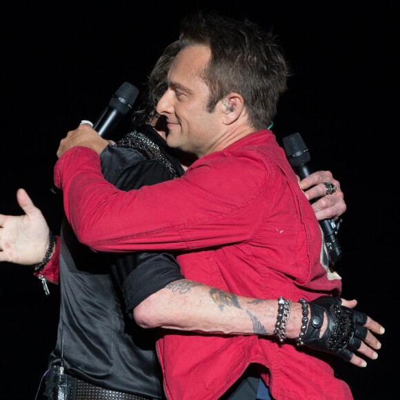 Exclusif - David Hallyday et Johnny Hallyday en concert au POPB de Bercy à Paris, le 15 juin 2013