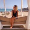 Sandrine du "Meilleur Pâtissier" en maillot de bain à la plage - Instagram, 26 septembre 2018