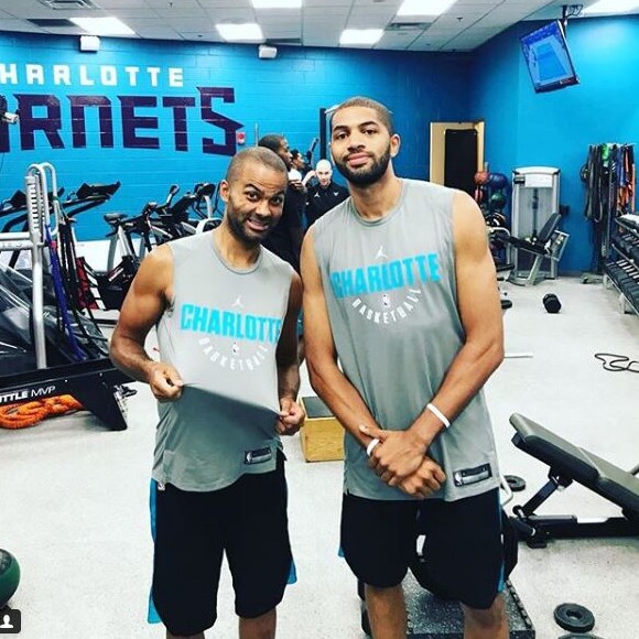 Tony Parker et Nicolas Batum, nouvelle recre des Charlotte Hornets. Le 30 août 2018.