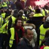 Manifestation du mouvement des gilets jaunes sur les Champs-Elysées. Paris, le 24 novembre 2018. © Justine Sacreze/Bestimage