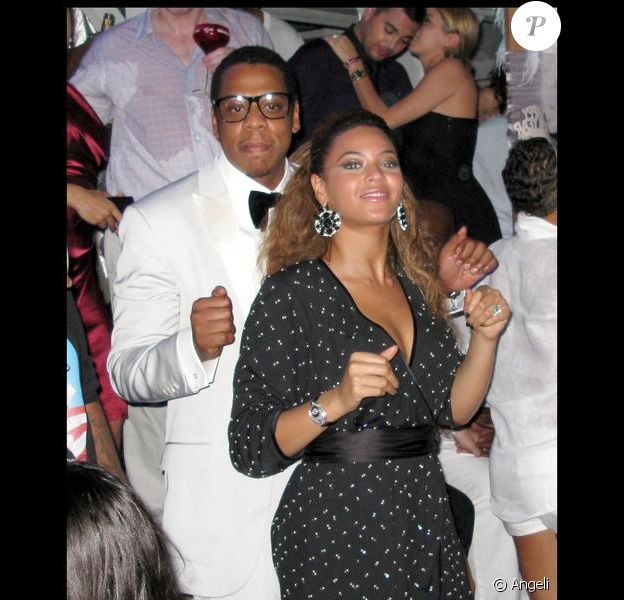 Lewis Hamilton Va Donner Des Lecons De Conduite A Beyonce Knowles Et Jay Z Purepeople