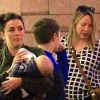 Exclusif - Eva Longoria fait du shopping avec son fils Santiago dans les bras à The grove à Los Angeles. Le 20 novembre 2018