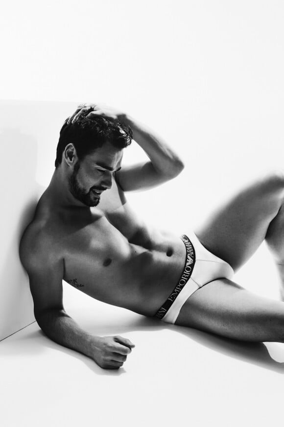 Fabio Fognini pour la campagne Emporio Armani Underwear.