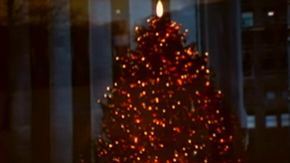 Clip du tube de Noël de Mariah Carey "All I Want For Christmas Is You" sorti en 1994