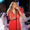 Mariah Carey chante à la cérémonie de Noël au "Rockefeller Center" à New York, le 3 décembre 2014