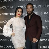 Milla Jasmine : Défilé de mode en amoureux avec son mari