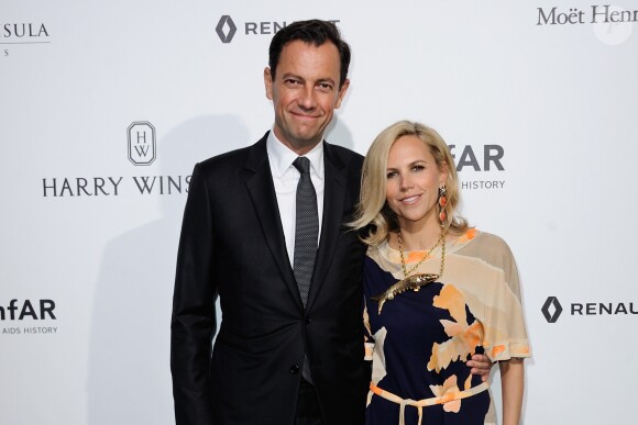 Tory Burch et Pierre-Yves Roussel en couple lors du dîner de gala de l'amfAR à l'hôtel Peninsula à Paris le 3 juillet 2016.