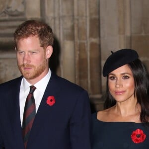 Le prince Harry, duc de Sussex, et Meghan Markle (enceinte), duchesse de Sussex, à l'abbaye de Westminster lors du service commémoratif pour le centenaire de la fin de la Première Guerre mondiale à Londres le 11 novembre 2018