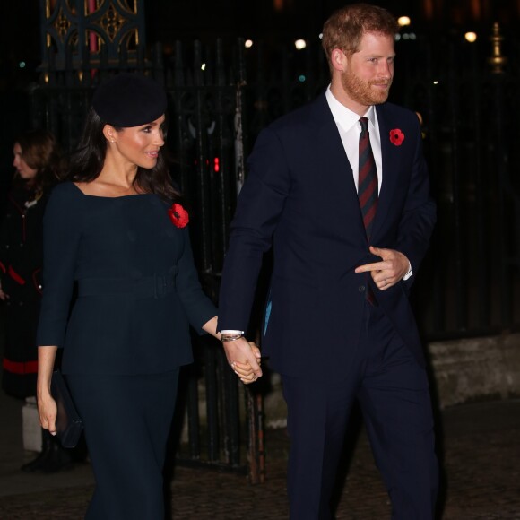 Le prince Harry, duc de Sussex, et Meghan Markle (enceinte), duchesse de Sussex, à l'abbaye de Westminster lors du service commémoratif pour le centenaire de la fin de la Première Guerre mondiale à Londres le 11 novembre 2018