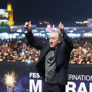 Robert De Niro lors de son hommage sur la place Jemaa el-Fna lors du 17ème Festival international du Film de Marrakech au Maroc le 2 Decembre 2018. © Denis Guignebourg/Bestimage