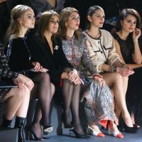 Lily-Rose Depp, Marion Cotillard : Voisines attentives au défilé Chanel