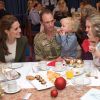 Le prince William et Catherine (Kate) Middleton se rendent sur la base militaire de la Royal Air Force (RAF) d'Akrotiri, à Chypre, pour rencontrer les soldats, les familles résidant sur la base, le personnel de la station et des membres de la communauté locale. Le 5 décembre 2018.