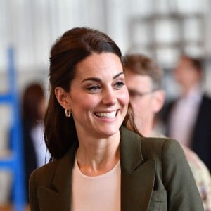 Le prince William et Catherine (Kate) Middleton se rendent sur la base militaire de la Royal Air Force (RAF) d'Akrotiri, à Chypre, pour rencontrer les soldats, les familles résidant sur la base, le personnel de la station et des membres de la communauté locale. Le 5 décembre 2018.