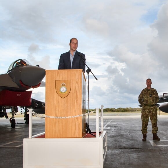 Le prince William et Catherine (Kate) Middleton se rendent sur la base militaire de la Royal Air Force (RAF) d'Akrotiri, à Chypre, pour rencontrer les soldats, les familles résidant sur la base, le personnel de la station et des membres de la communauté locale. Le 5 décembre 2018.