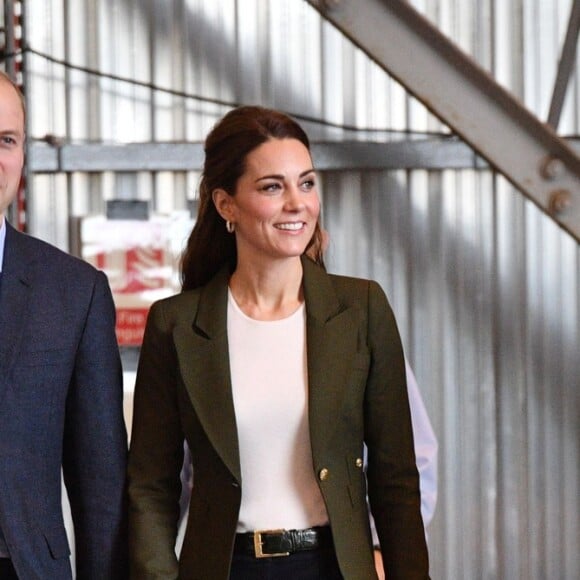 Le prince William et Catherine (Kate) Middleton se rendent sur la base militaire de la Royal Air Force (RAF) d'Akrotiri, à Chypre, pour rencontrer les soldats, les familles résidant sur la base, le personnel de la station et des membres de la communauté locale. Le 5 décembre 2018.