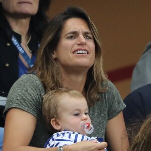 Amélie Mauresmo et son fils Aaron Mauresmo lors de France - Islande (Euro 2016) au Stade de France à Saint-Denis, le 3 juillet 2016. © Cyril Moreau/Bestimage