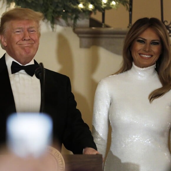 Le président Donald Trump et la première dame Melania Trump participent au bal du Congrès à la Maison Blanche à Washington le 15 décembre 2018.