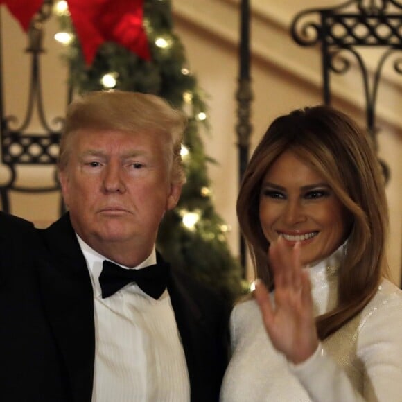 Le président Donald Trump et la première dame Melania Trump participent au bal du Congrès à la Maison Blanche à Washington le 15 décembre 2018.