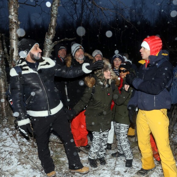 Exclusif - Cyril Hanouna, Jean-Michel Maire, Gilles Verdez, Kelly Vedovelli, Maxime Guény, Delphine Wespiser, Isabelle Morini-Bosc, Matthieu Delormeau lors de la journée à la recherche de la maison du Père Noël proche de Köngäs, Finlande, le 2 décembre 2018 - L'équipe de l'émision "Touche Pas à Mon Poste !" sur le tournage du prime spécial "Baba en Laponie: à la recherche du Père Noël". Diffusion le 19 décembre à partir de 21h. © Sébastien Valiela/Bestimage