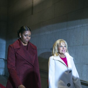 Michelle Obama et Dr. Jill Biden - Investiture du 45e président des Etats-Unis Donald Trump à Washington DC le 20 janvier 2017