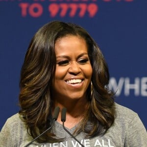 Michelle Obama en promo de son autobiographie à Miami, le 28 septembre 2018.