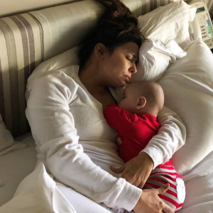 Eva Longoria et son fils Santiago. Décembre 2018.