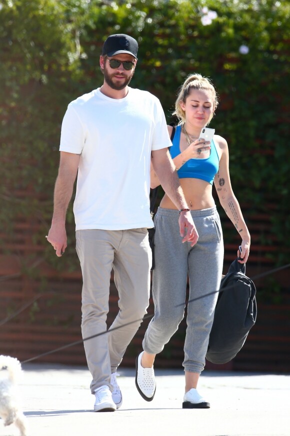 Exclusif - Miley Cyrus et son fiancé Liam Hemsworth se rendent au Sun Café à Studio City le 5 mai 2018.