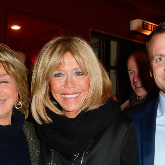 Exclusif - Danièle Thompson, Emmanuel et Brigitte Macron, Philippe Besson - Représentation de la pièce "Pleins Feux" au théâtre Hébertot à Paris le 2 février 2017. © Coadic Guirec/Bestimage