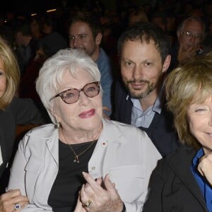 Brigitte Trogneux-Macron (femme de Emmanuel Macron), Line Renaud, Marc-Olivier Fogiel et Danièle Thompson - Semi-exclusif - Générale du spectacle "Les Coquettes" au Grand Point Virgule à Paris le 4 avril 2016. © Coadic Guirec/Bestimage04/04/2016 - Paris