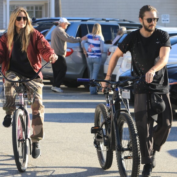 Heidi Klum fait un balade avec son fiancé Tom Kaulitz et trois de ses enfants à Santa Monica le 29 décembre 2018.